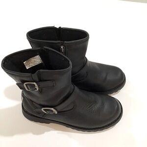 UGGs leather boots size 3 Moto black